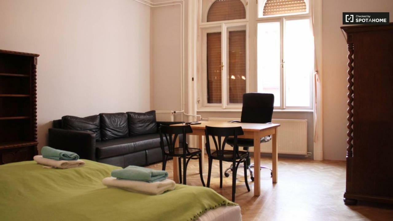 Dob15 Big Apartment Budapest Ngoại thất bức ảnh